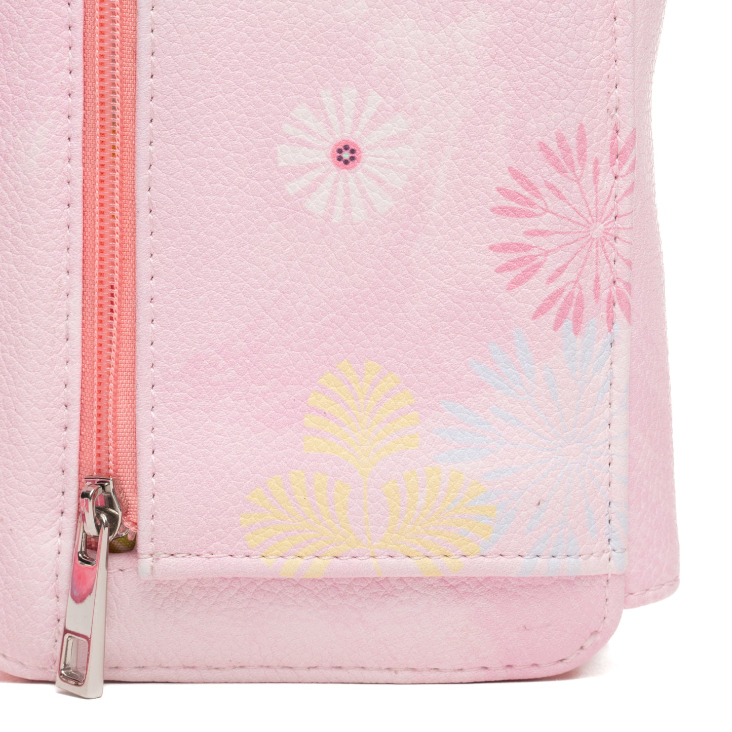 
                  
                    WondaPop Disney Artistocats: Marie Crossbody Wallet Cell Phone Wristlet
                  
                